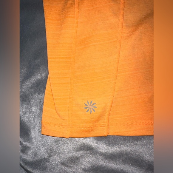 No Flaws! Athleta Pacifica Long Sleeve Dry Fit Size M - Picture 6 of 6